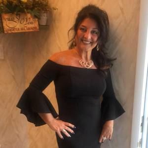 Meet your Posher, Jacqueline